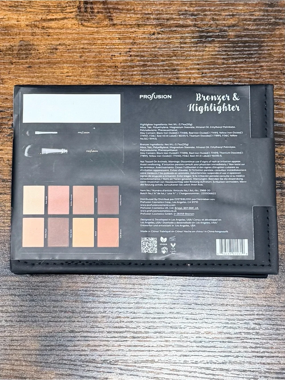 Profusion BRONZER/HIGHLIGHTER Book Palette with Brushes - Picture 7 of 7